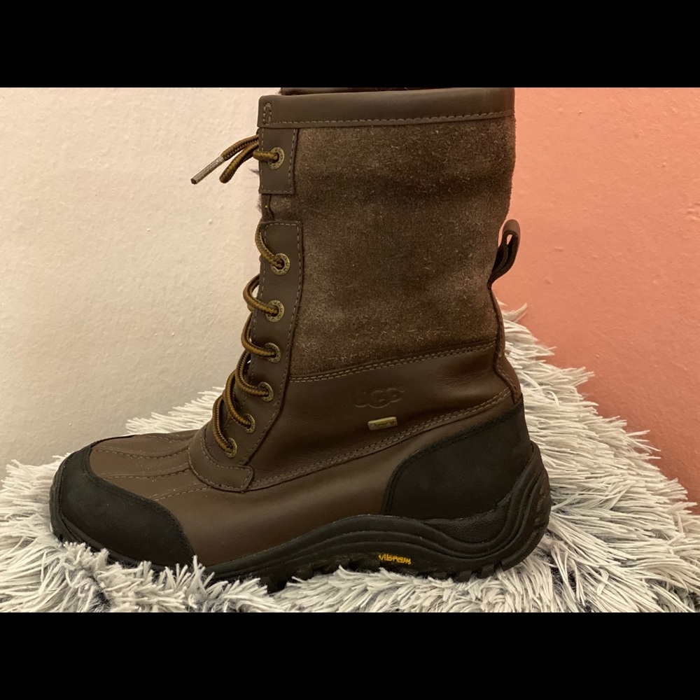 Ugg Snow Boots!!!! Worn once!!